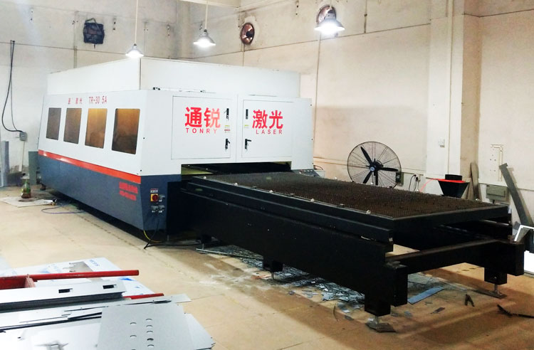 四達數(shù)控激光切割機