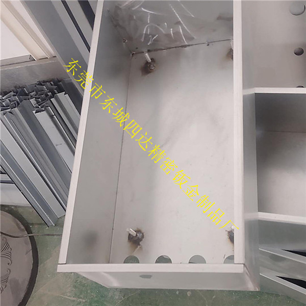 鈑金加工光纖激光切割機廠家