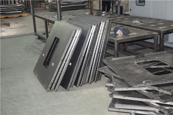 鈑金折彎加工廠家車間