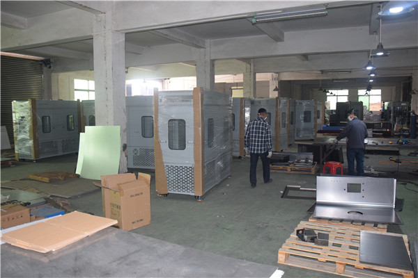 東莞1u機箱加工加工現(xiàn)場